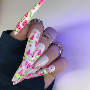 Фруктовые дизайны пигментами. 