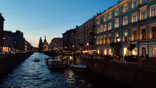 Москва, Санкт-Петербург и... 