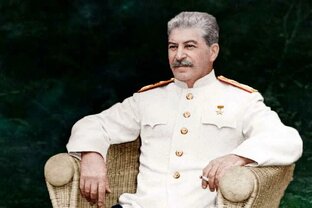 Сталин и его соратники.