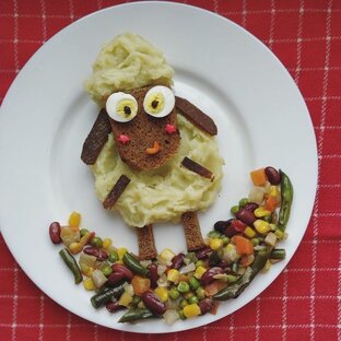 Как накормить ребенка