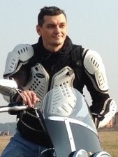 На мотоцикле - долго и счастливо!