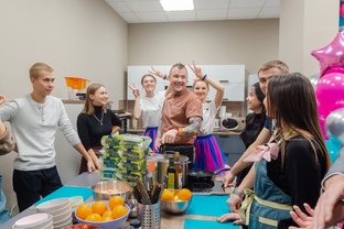 Взрослые праздники под ключ в студии