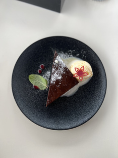 Поедим в Петербурге?