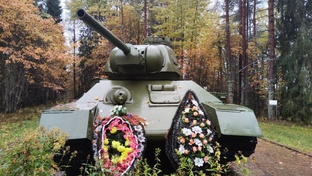 Полевой кинозал
