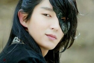 Корейские дорамы и фильмы.