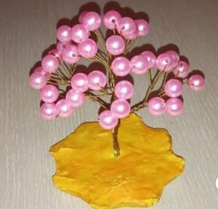 Из бисера и бусин