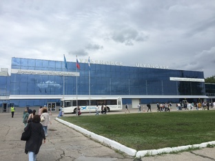 Города