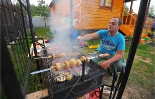Еда с дымком, на даче, на природе. 