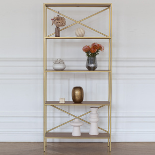 Интерьерные стеллажи