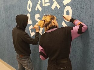 Художники за работой