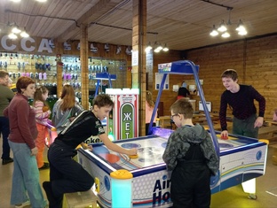 Как занять ребенка летом?