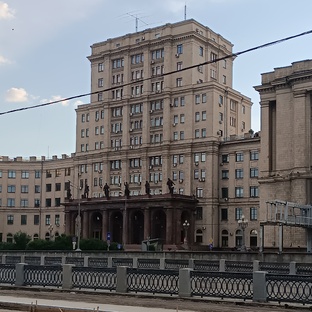 Обойти Москву пешком