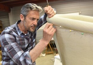 Перетяжка мебели