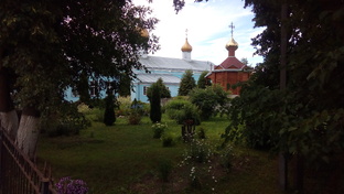 Храм Покрова в п.Дедовичи.