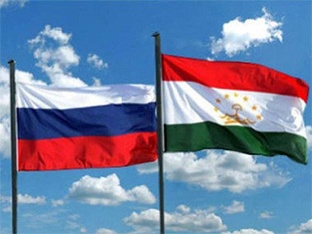 Таджики в России