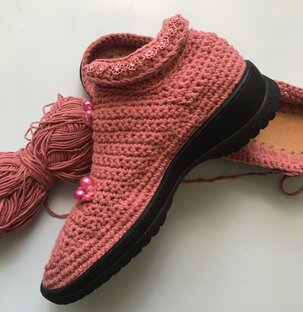 Вязание верха обуви.