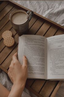 Кофеманопятьчитает