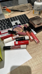 Косметика/Парфюмерия/Шмотки 