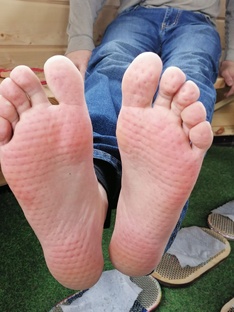 Поем песни мантры благодарности