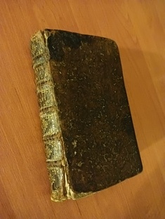 Антикварные книги и другие раритеты