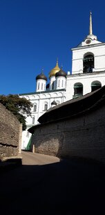 Монастыри 