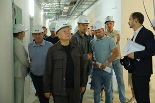 Глава Минстроя РФ Ирек Файзуллин проверил ход строительства объекта Вожатый-2 на