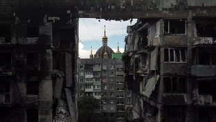Всё что  происходит в мире