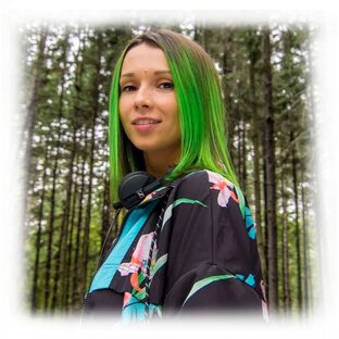 DJ Miss Monique