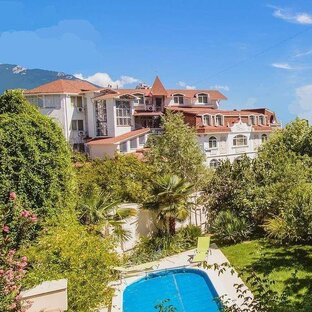 Аренда жилья в Ялте недорого 89787396212 