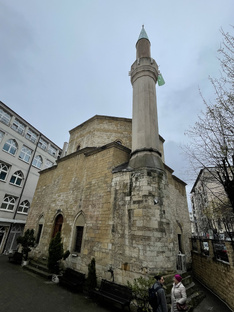 Мечеть Байракли, Белград, Сербия