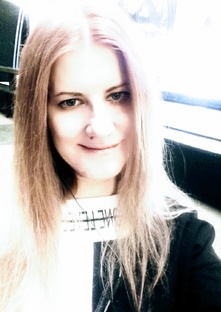 Пою караоке