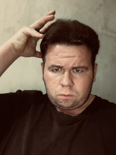 Учитель играет в Hogwarts Legacy