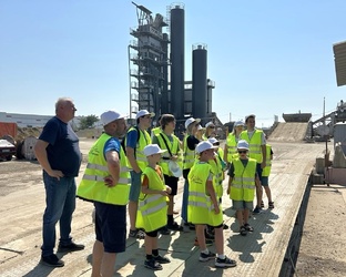 Профориентация и кадры для дорожного хозяйства
