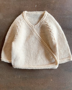 Вяжем новорождённым