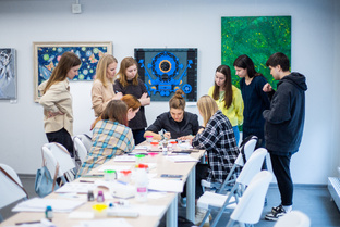 Бесплатные уроки по каллиграфии кистями