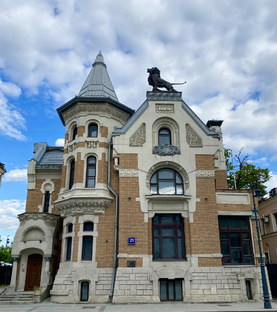 ОСОБНЯКИ И ИХ СЕКРЕТЫ