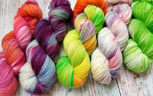 ПРЯЖА РУЧНОГО ОКРАШИВАНИЯ 
