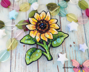 Брошки гладью