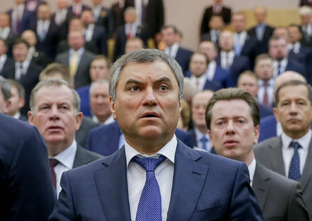 Вячеслав Володин и его депутаты
