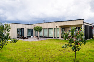 Борисово-3 – одноэтажный каркасник 95 м2 на УШП с плоской крышей