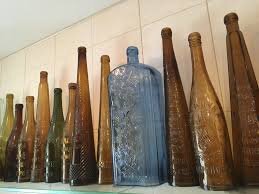 Старинные бутылки