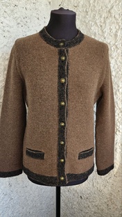 Подборка вещей из наличия в телеграм канале.