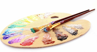 Один сюжет, две кисти.