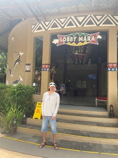 Бали ресторан Tsavo Lion.