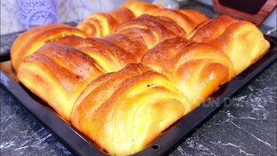Невероятно вкусный булочки с заварным кремом. 