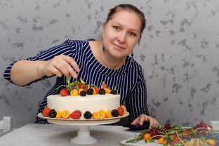 На кухне у...