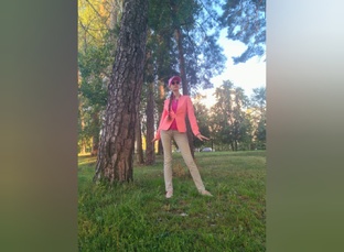Alena боже танцует на улицах и жить