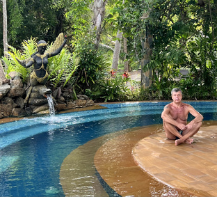 Отель Thé Hotspring Beach Resort &Spa
