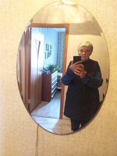 В зеркале