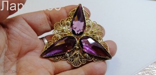 Любымые украшения времен СССР. Что продают на известных российских площадках